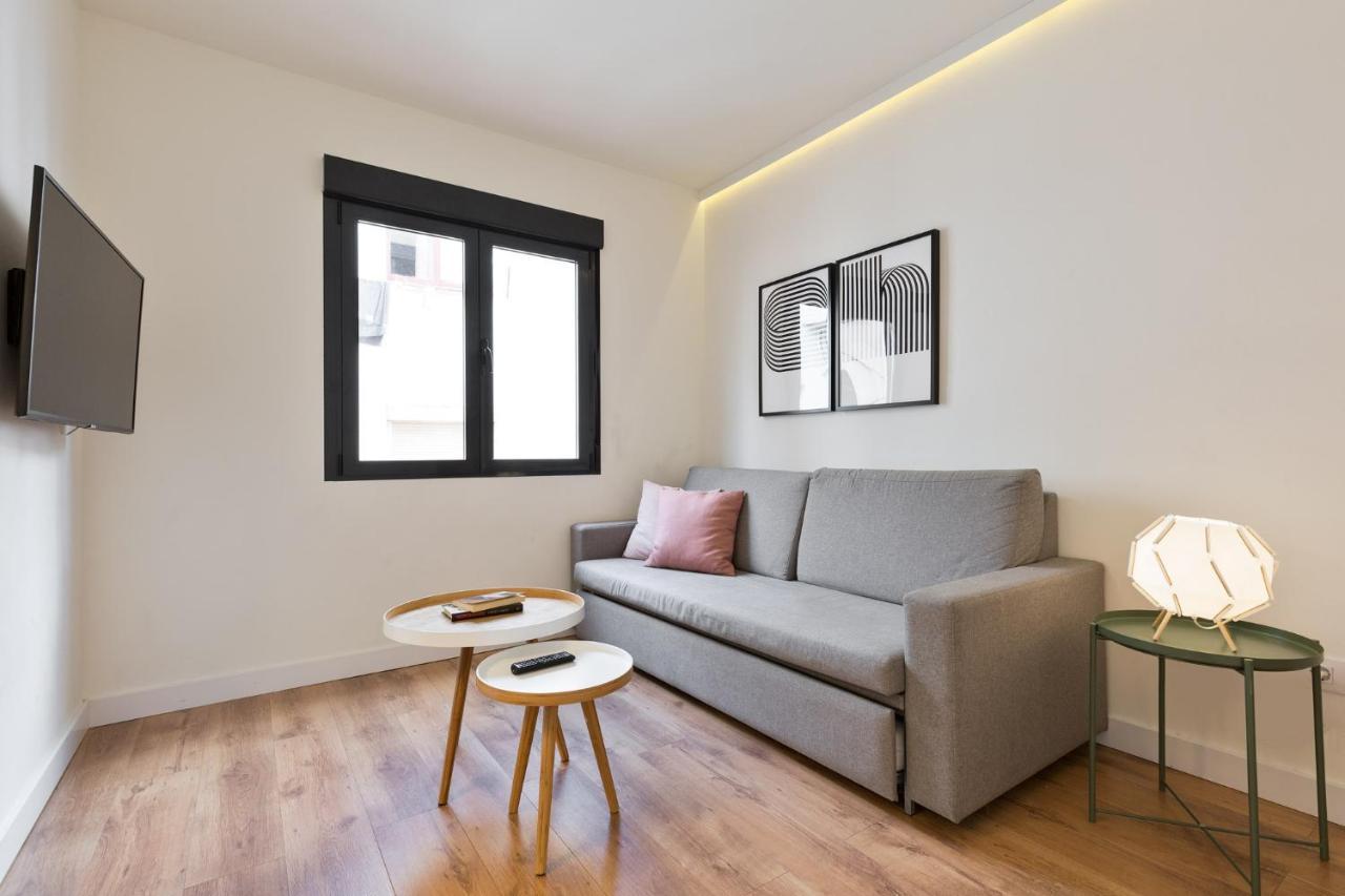 Urban Chill Apartments By Olala Homes Оспиталет-де-Льобрегат Экстерьер фото